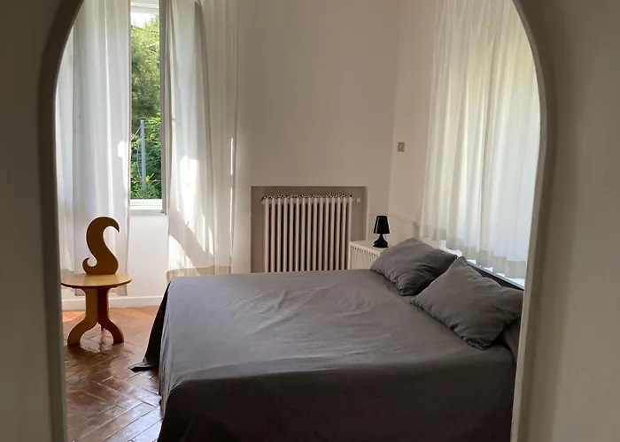Residenza Le Rose Villa D'Arte